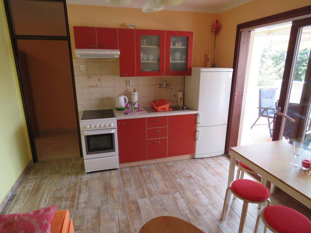 City Center Apartments Novalja Bagian luar foto